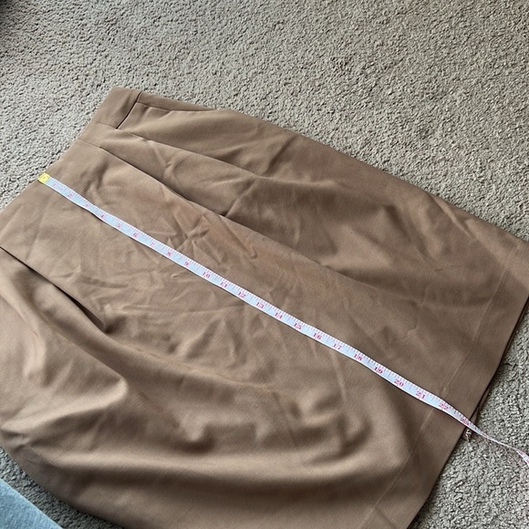 M.M. Lafleur The Remy Skirt Washable Wool Twill Tan - Picture 9 of 10